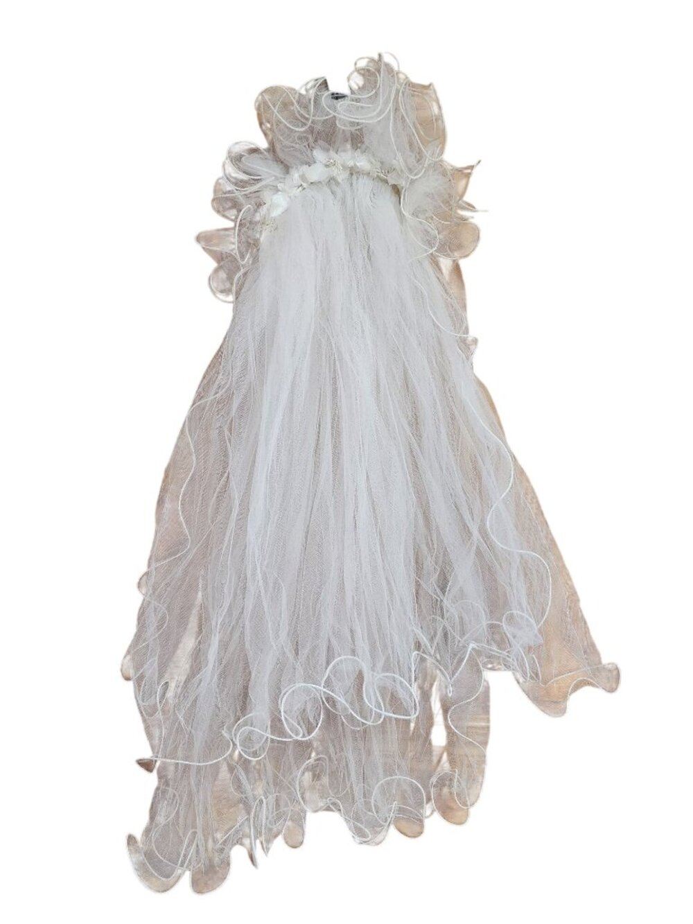 Wedding Veil elbow-length veil characterized multiple layers sheer tulle creates